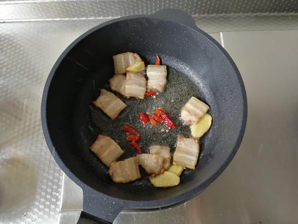 酸辣包菜炒肉的做法-酸辣味炒菜譜