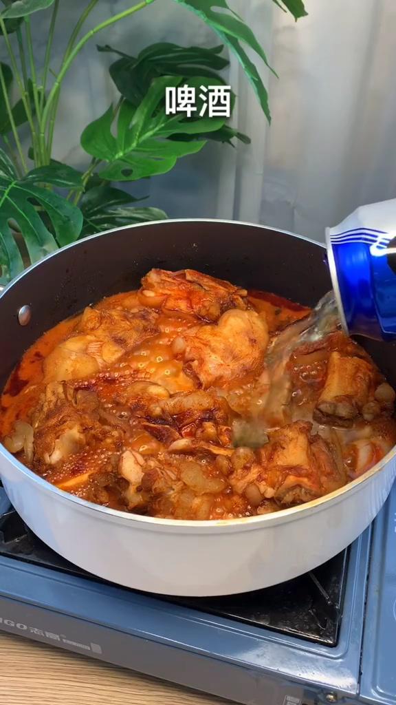 美容豬蹄的做法-咸鮮味燉菜譜