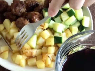 牛肉丸子夜宵的做法-咸鮮味炒菜譜