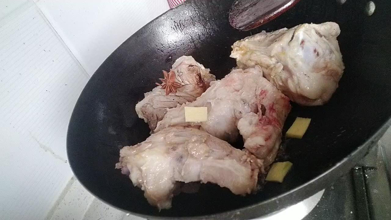 紅燒大棒骨的做法-家常味煮菜譜