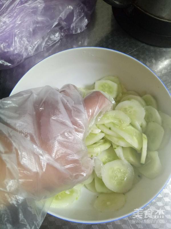 涼拌黃瓜的做法-家常味拌菜譜