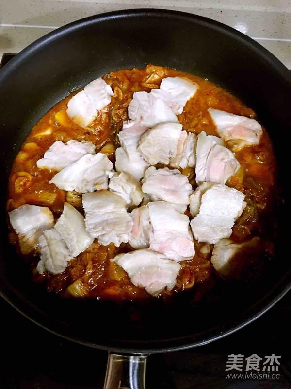 泡菜五花肉的做法-酸辣味炒菜譜