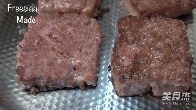 自制午餐肉  視頻菜譜的做法-咸鮮味蒸菜譜