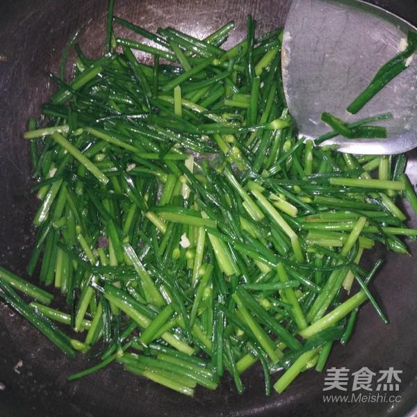 韭菜苔炒雞蛋的做法-家常味炒菜譜
