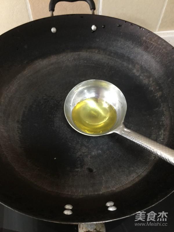 涼拌土豆絲的做法-酸辣味拌菜譜