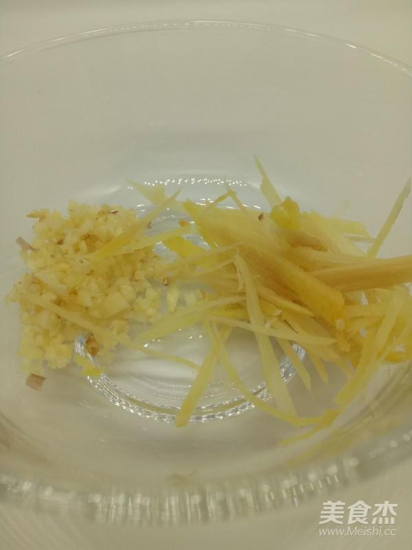 涼拌蓮藕小黃瓜的做法-香辣味拌菜譜