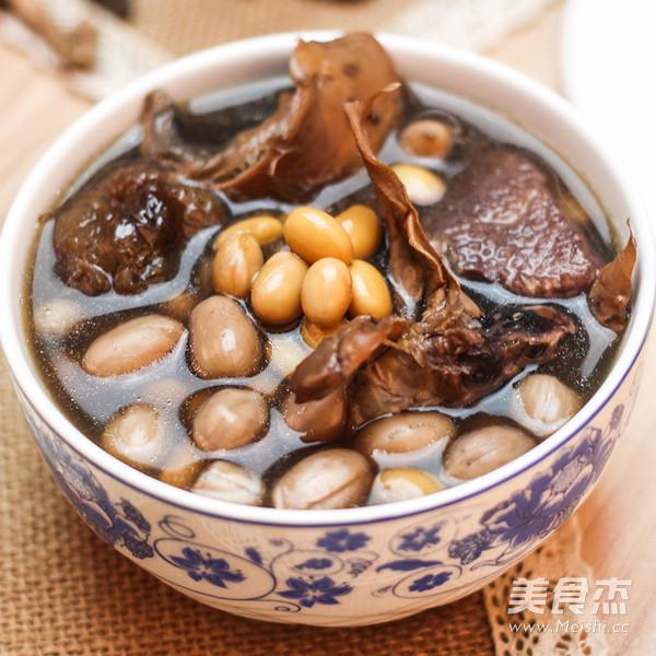 廣東老火靚湯-墨魚花生黃豆湯的做法-家常味煲菜譜