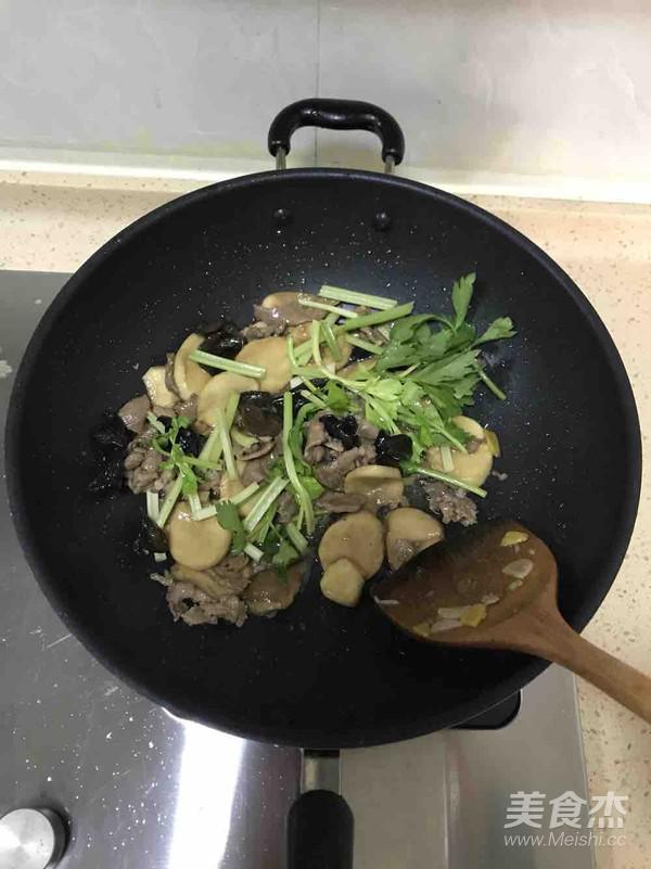 杏鮑菇肉片的做法-家常味炒菜譜