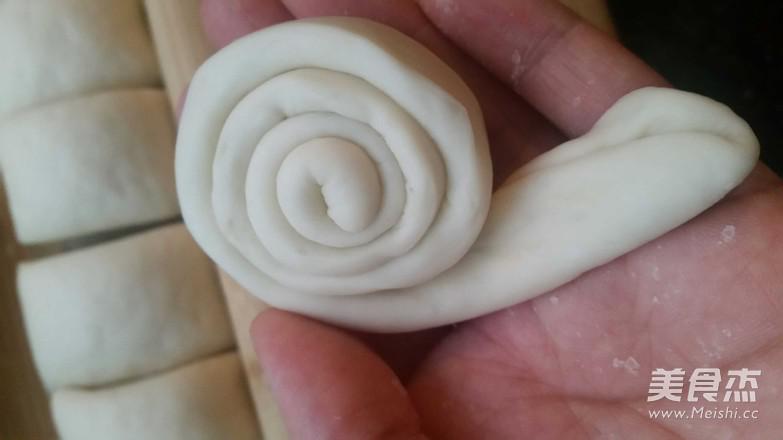 鹵肉香菜夾饃的做法-醬香味煨菜譜-易網健康養生網 鹵肉香菜夾饃的做法-醬香味煨菜譜