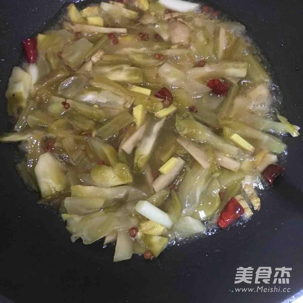 酸菜魚的做法-咸鮮味燒菜譜-易網健康養生網 酸菜魚的做法-咸鮮味燒菜譜