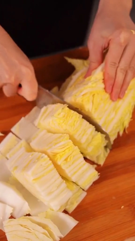 超快手辣白菜的做法-酸辣味腌菜譜-易網<a href=http://www.logojc.com/ target=_blank class=infotextkey>健康養生</a>網 超快手辣白菜的做法-酸辣味腌菜譜