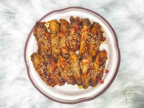 蜜汁雞翅的做法-家常味煎菜譜