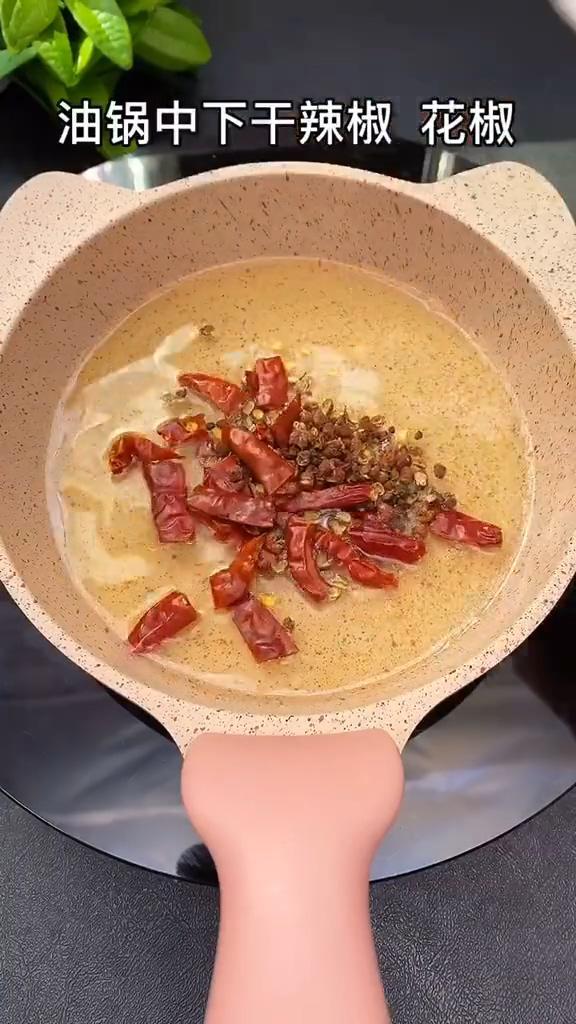 熗拌黃瓜的做法-咸鮮味拌菜譜