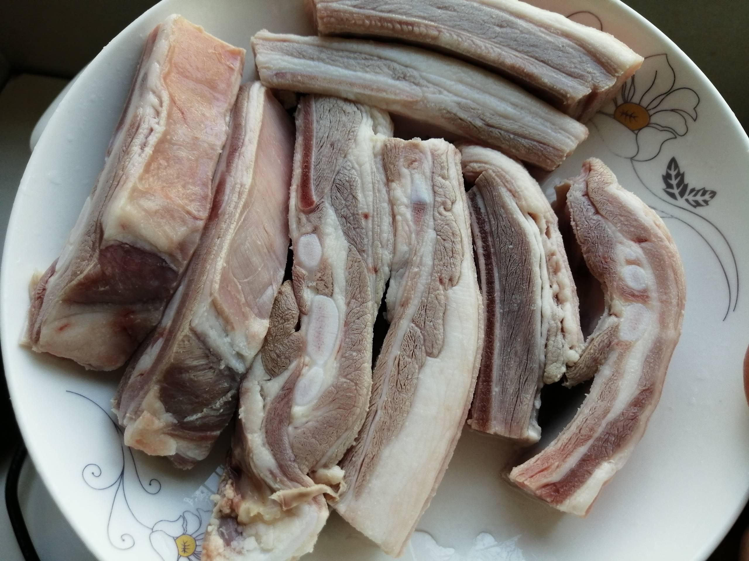 手抓羊排的做法-五香味烤菜譜