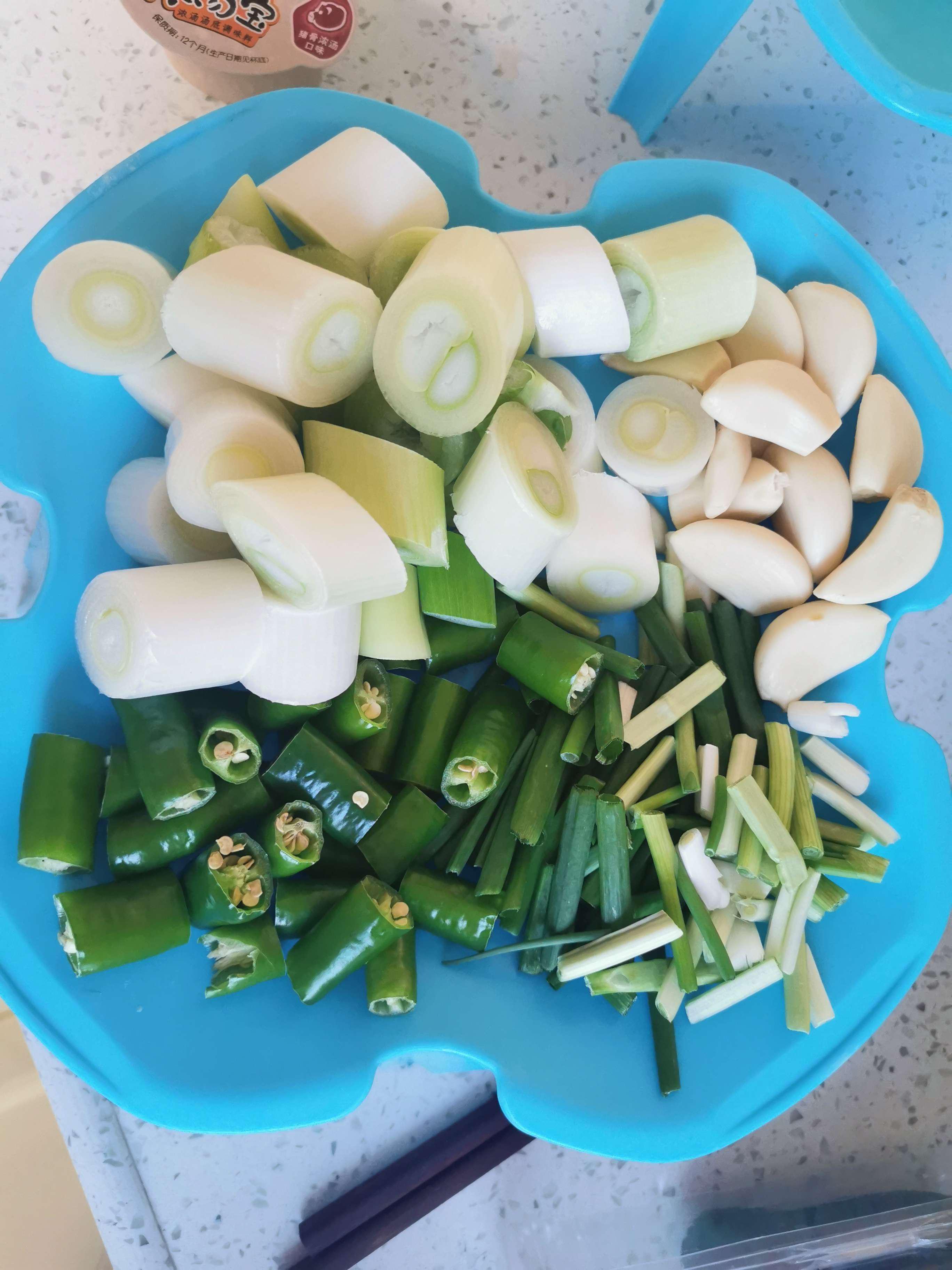 泡椒牛蛙的做法-椒麻味燒菜譜-易網健康養生網 泡椒牛蛙的做法-椒麻味燒菜譜