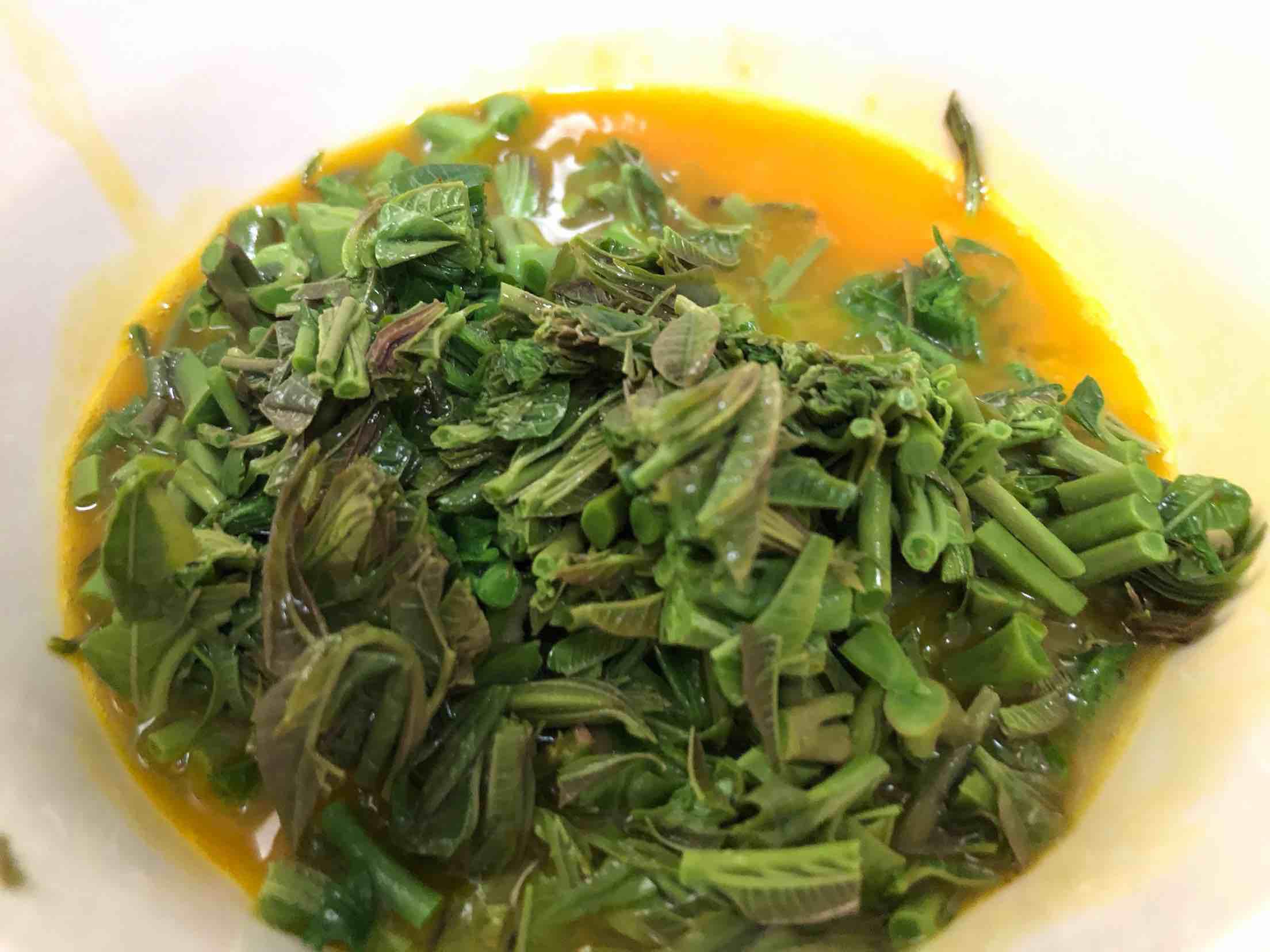 香椿頭炒雞蛋的做法-家常味炒菜譜