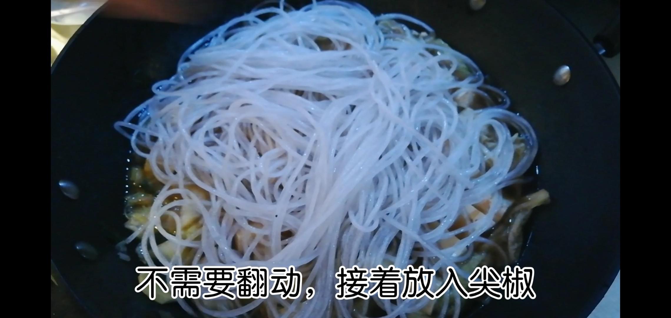 白菜豆腐燉粉條的做法-咸鮮味炒菜譜