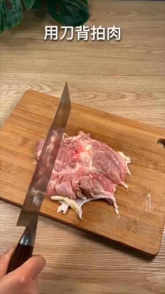 秘制雞腿肉的做法-咸鮮味燒菜譜