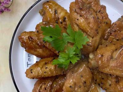 生姜可樂(lè)中翅的做法-咸鮮味燒菜譜