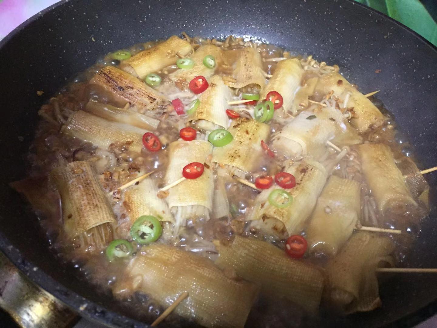 金針菇豆皮卷的做法-家常味燒菜譜