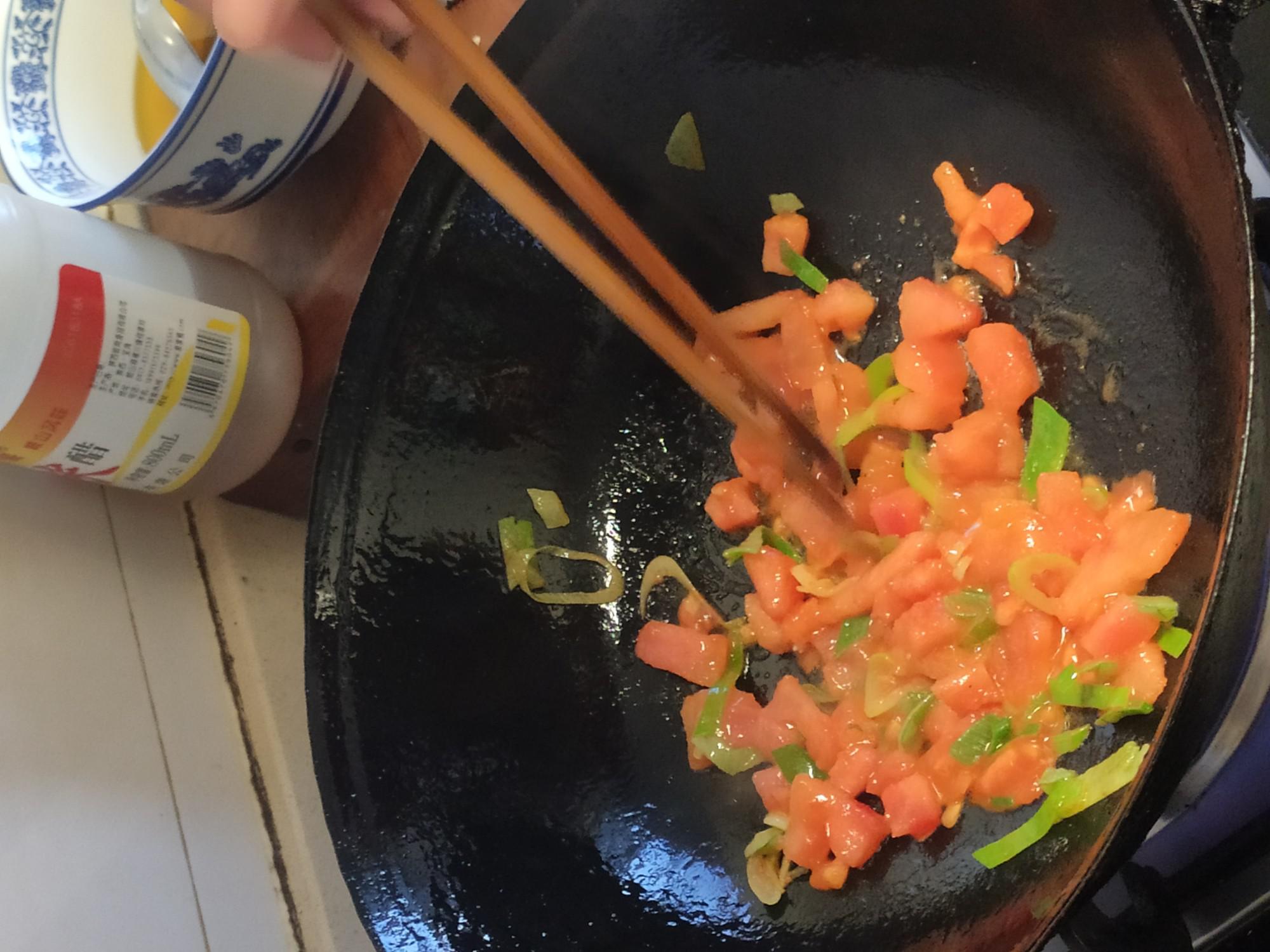 熘豆腐的做法-咸鮮味炒菜譜-易網(wǎng)健康養(yǎng)生網(wǎng) 熘豆腐的做法-咸鮮味炒菜譜