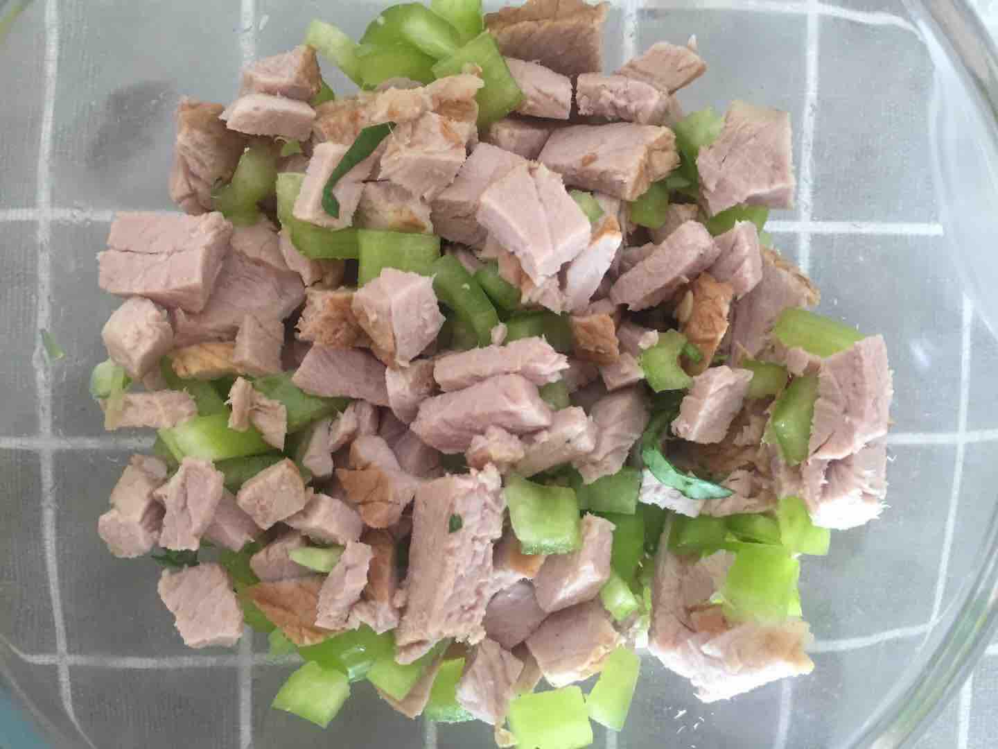 涼皮肉夾饃的做法-咸鮮味蒸菜譜