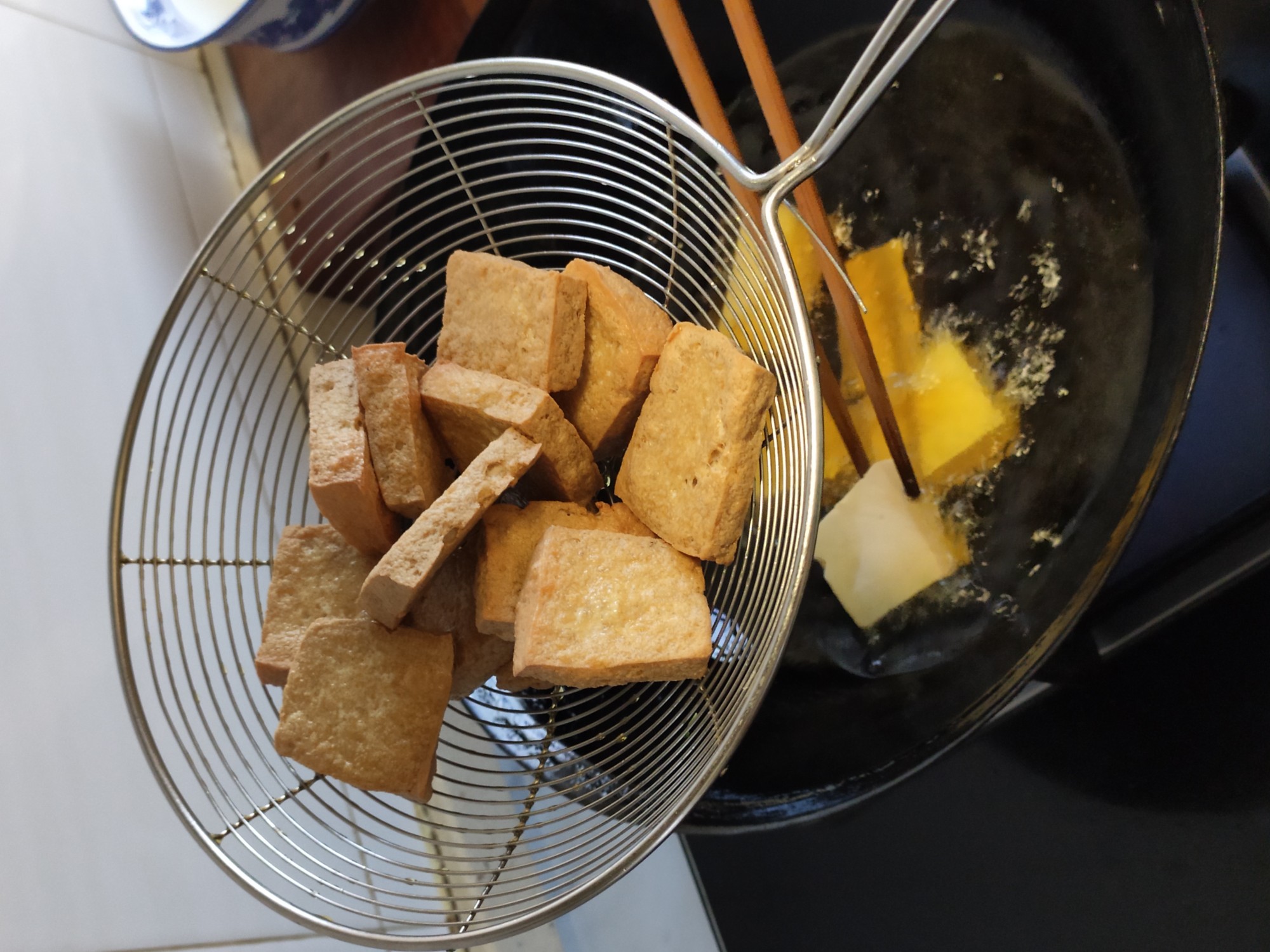 熘豆腐的做法-咸鮮味炒菜譜-易網(wǎng)健康養(yǎng)生網(wǎng) 熘豆腐的做法-咸鮮味炒菜譜