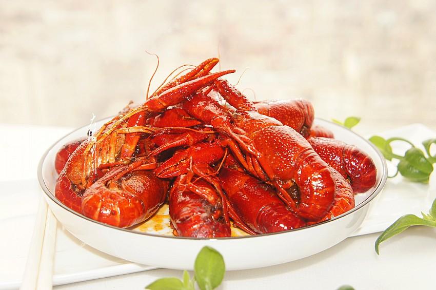 麻辣小龍蝦，吃一口就上癮的做法-麻辣味炒菜譜