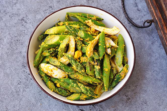 蘆筍炒煮雞蛋的做法-家常味炒菜譜