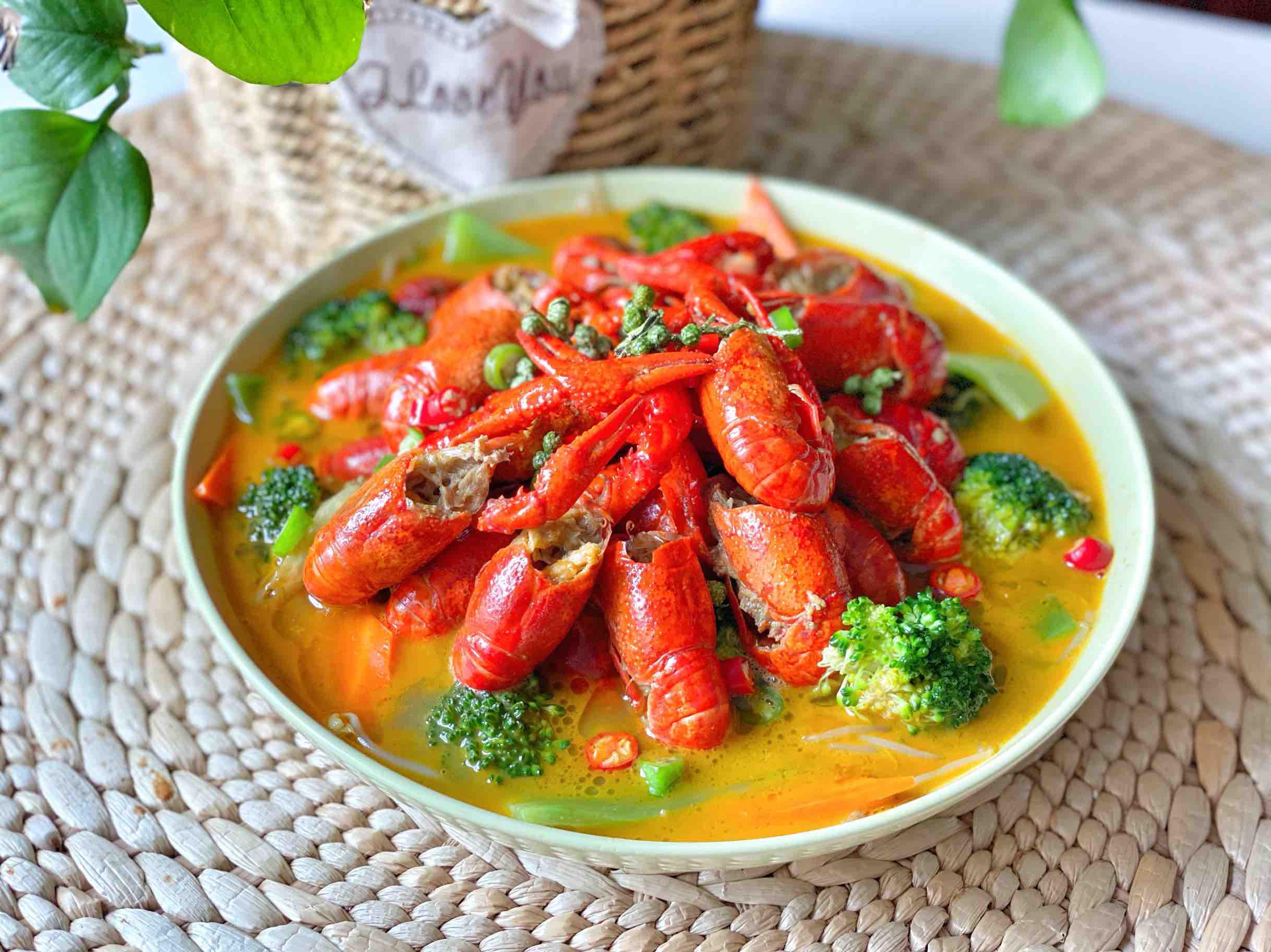 金湯小龍蝦的做法-香辣味燒菜譜