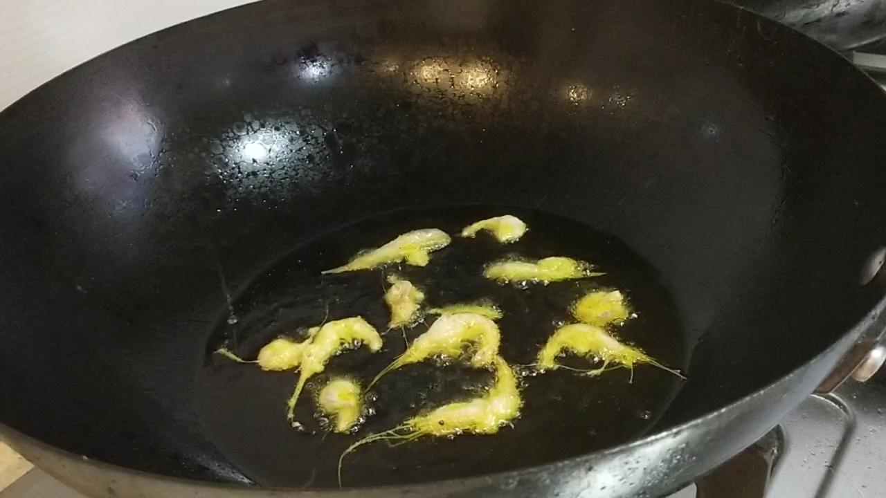 香炸小河蝦的做法-咸鮮味炸菜譜