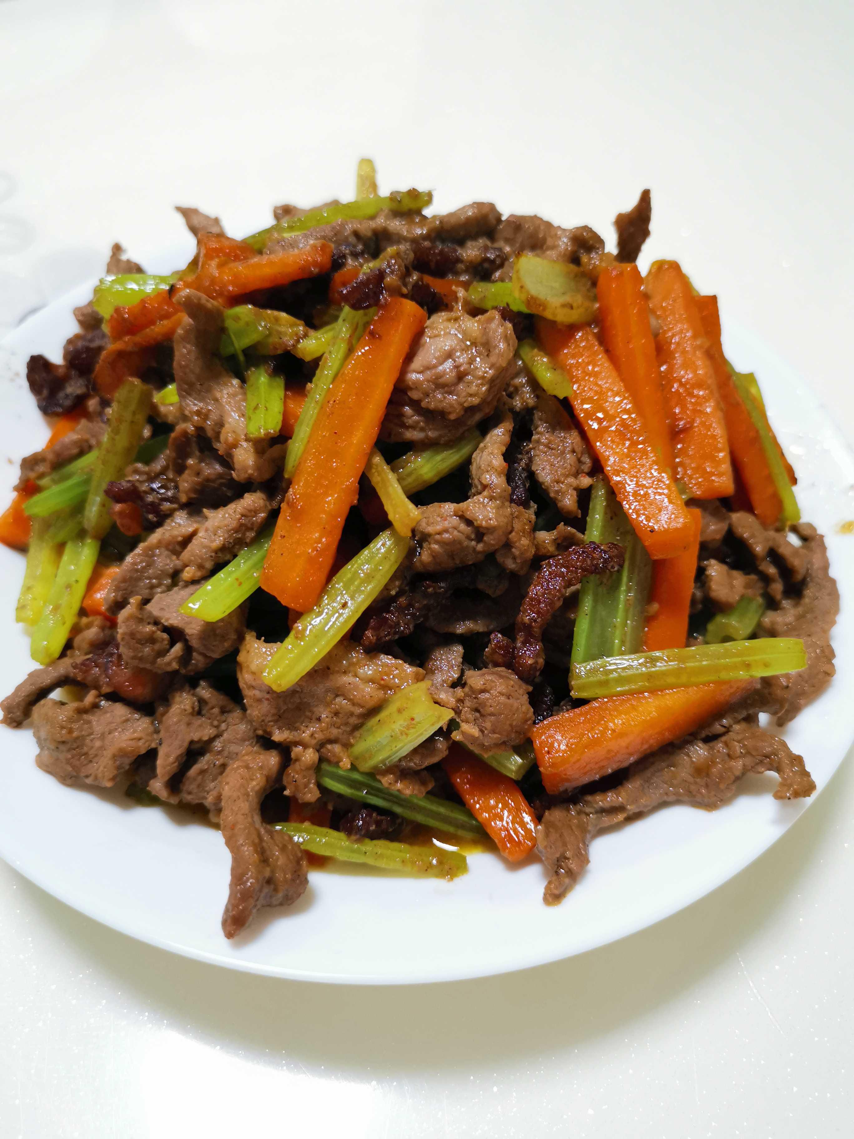 沙茶鴨肉的做法-家常味炒菜譜-易網健康養生網 沙茶鴨肉的做法-家常味炒菜譜