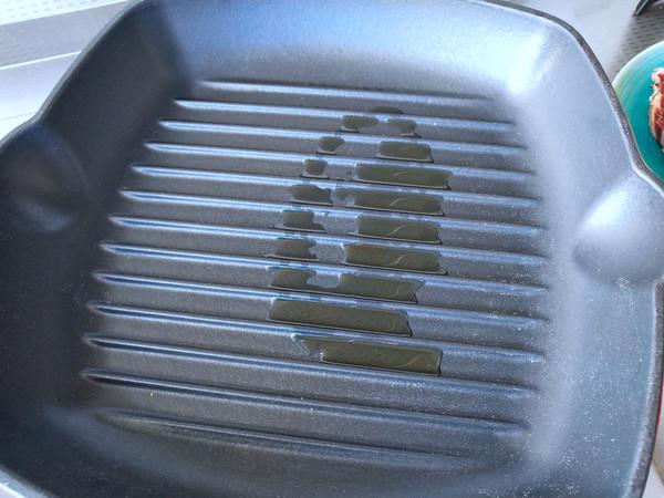 原味戰斧牛排的做法-黑椒味煎菜譜