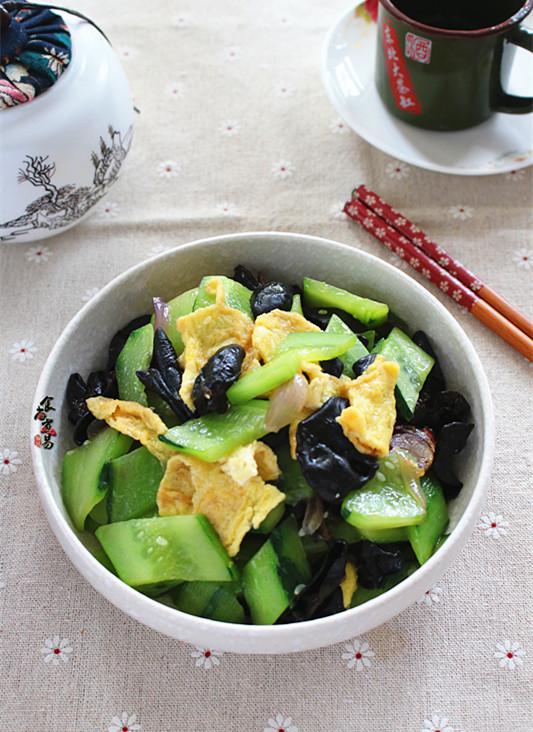 黃瓜雞蛋炒木耳的做法-家常味炒菜譜