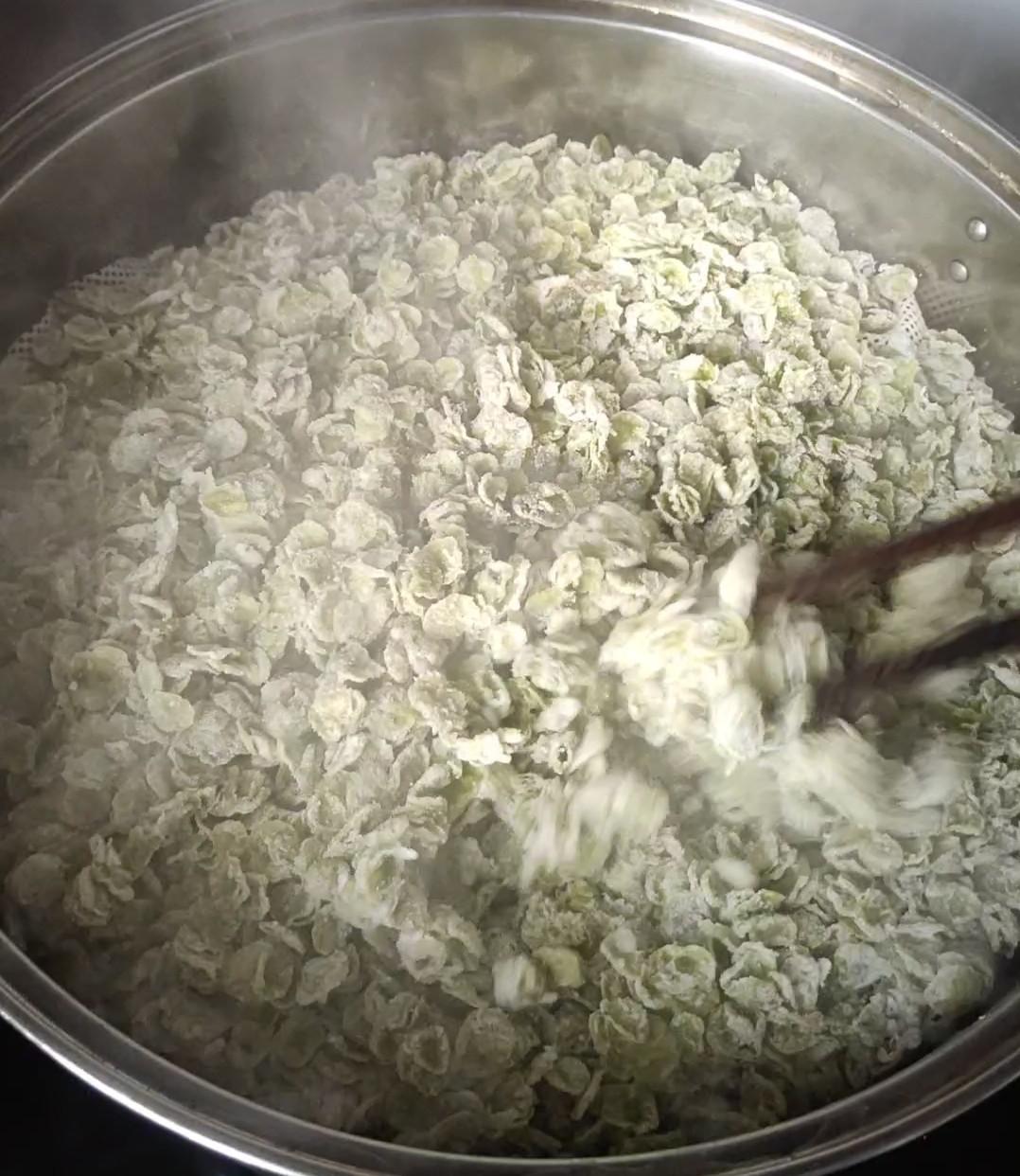 陽春三月的美食~蒸榆錢的做法-家常味蒸菜譜