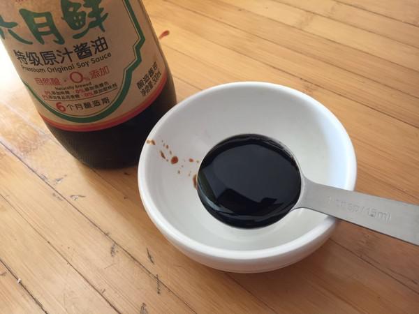 芝麻煎雞腿的做法-咸鮮味煎菜譜-易網健康養生網 芝麻煎雞腿的做法-咸鮮味煎菜譜