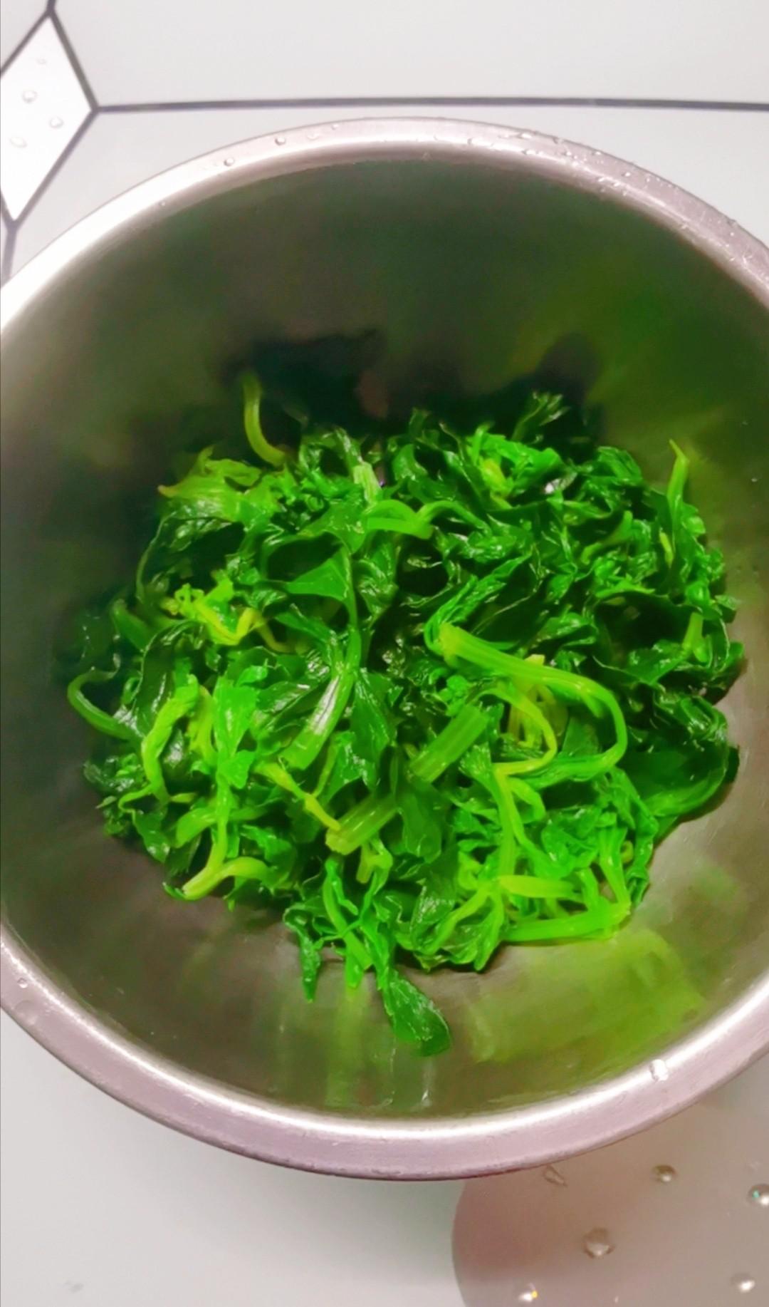 涼拌芹菜葉的做法-咸鮮味拌菜譜