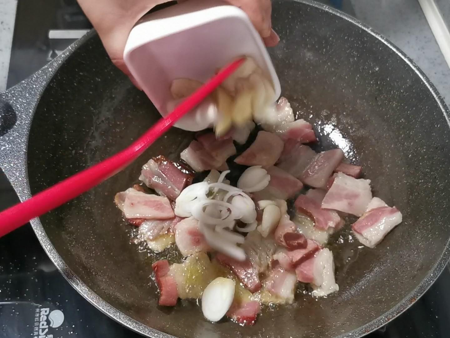扁豆角炒臘肉的做法-咸鮮味炒菜譜