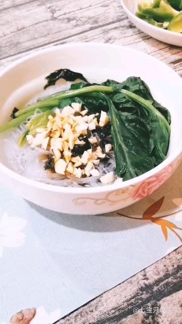 粉絲拌菠菜的做法-咸鮮味拌菜譜