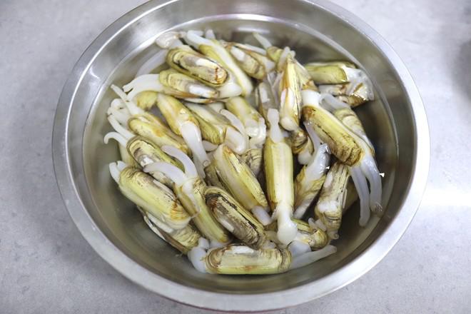 涼拌蟶子金針菇的做法-咸鮮味拌菜譜