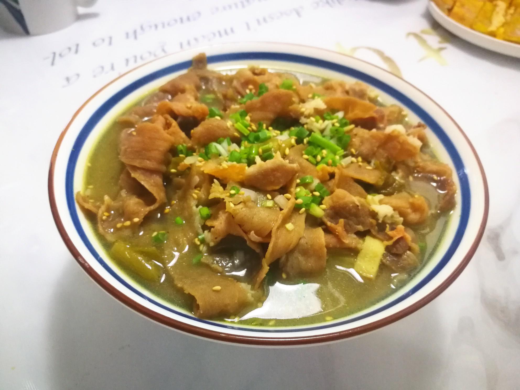 酸辣肥牛的做法-酸辣味煮菜譜