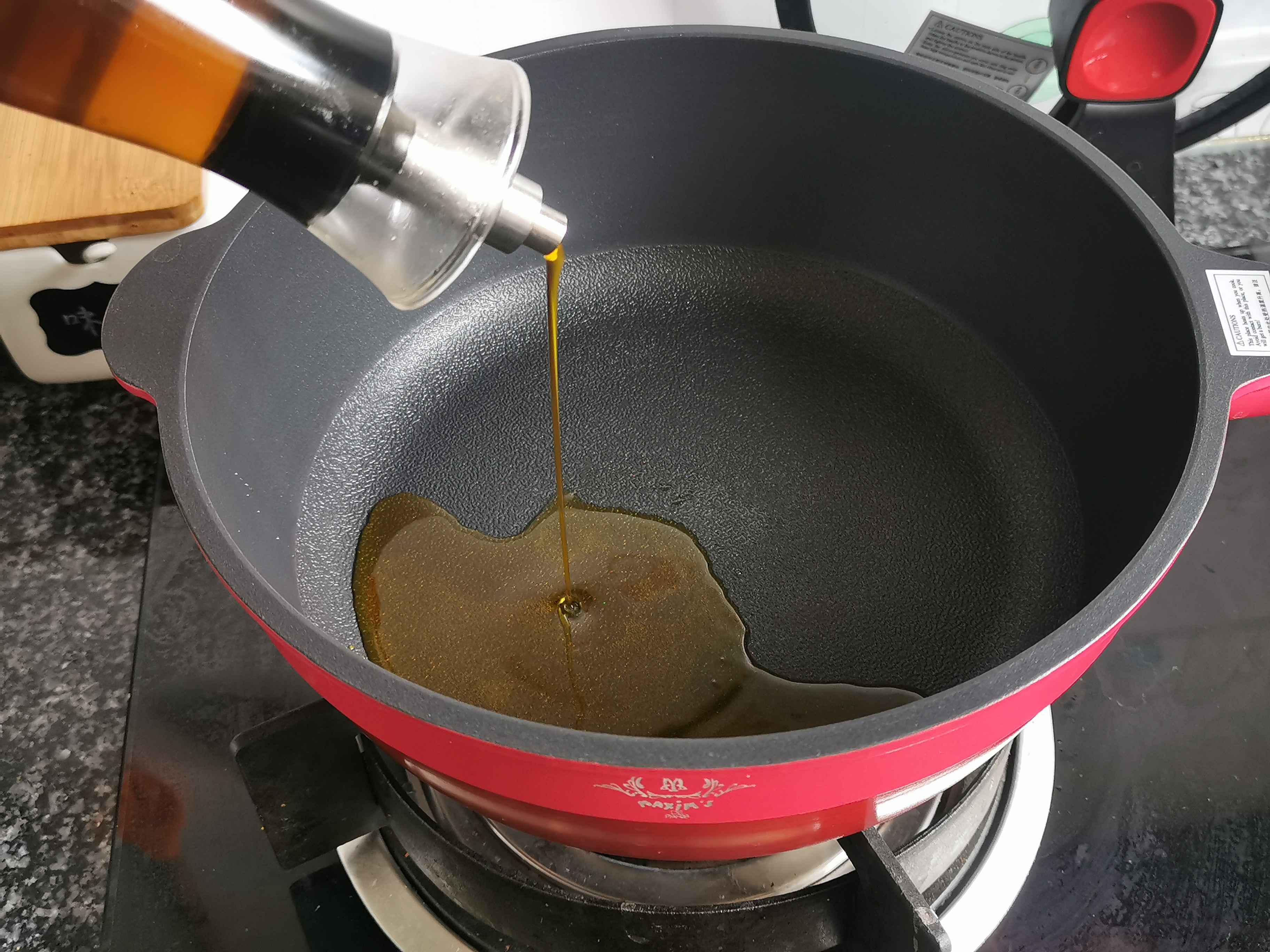 蒜蓉蝦的做法-蒜香味炒菜譜