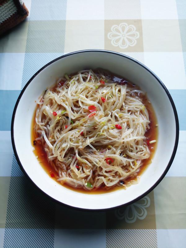 涼拌綠豆芽的做法-酸辣味拌菜譜