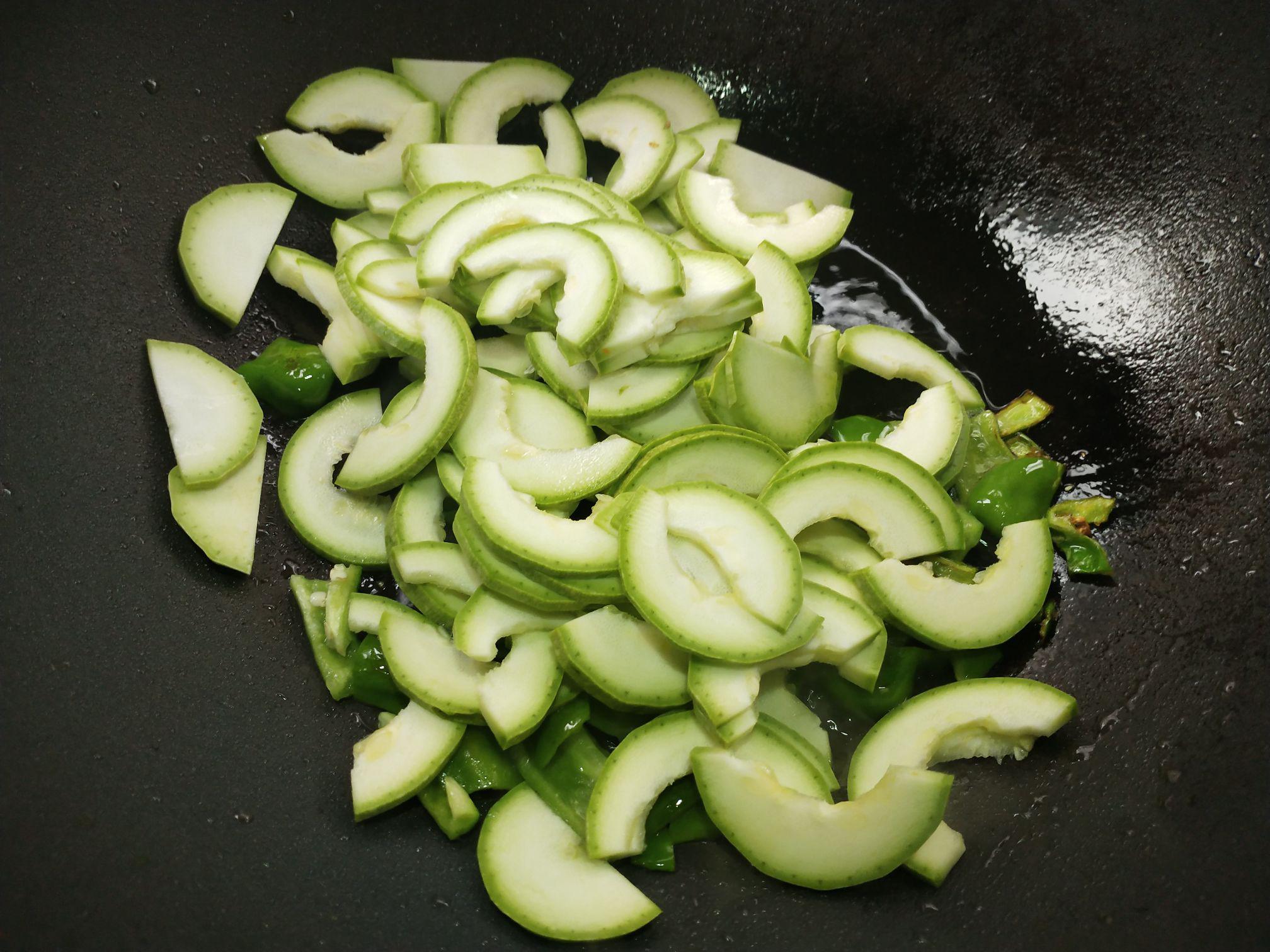 清炒筍瓜的做法-家常味炒菜譜