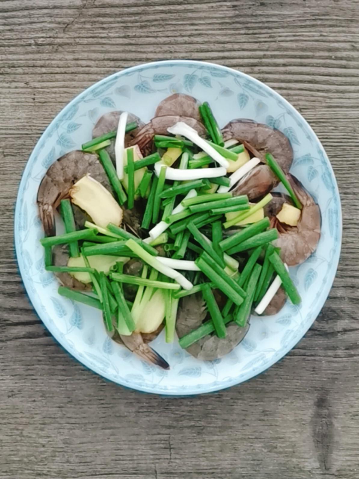 清蒸蝦的做法-咸鮮味蒸菜譜