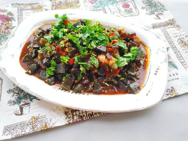 皮蛋豆腐的做法-家常味其它工藝菜譜