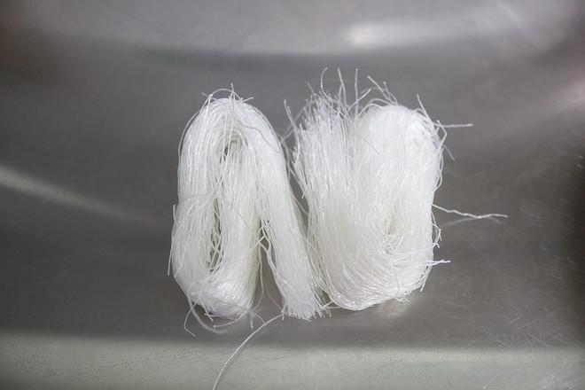 香辣花蛤粉絲煲的做法-咸鮮味煲菜譜