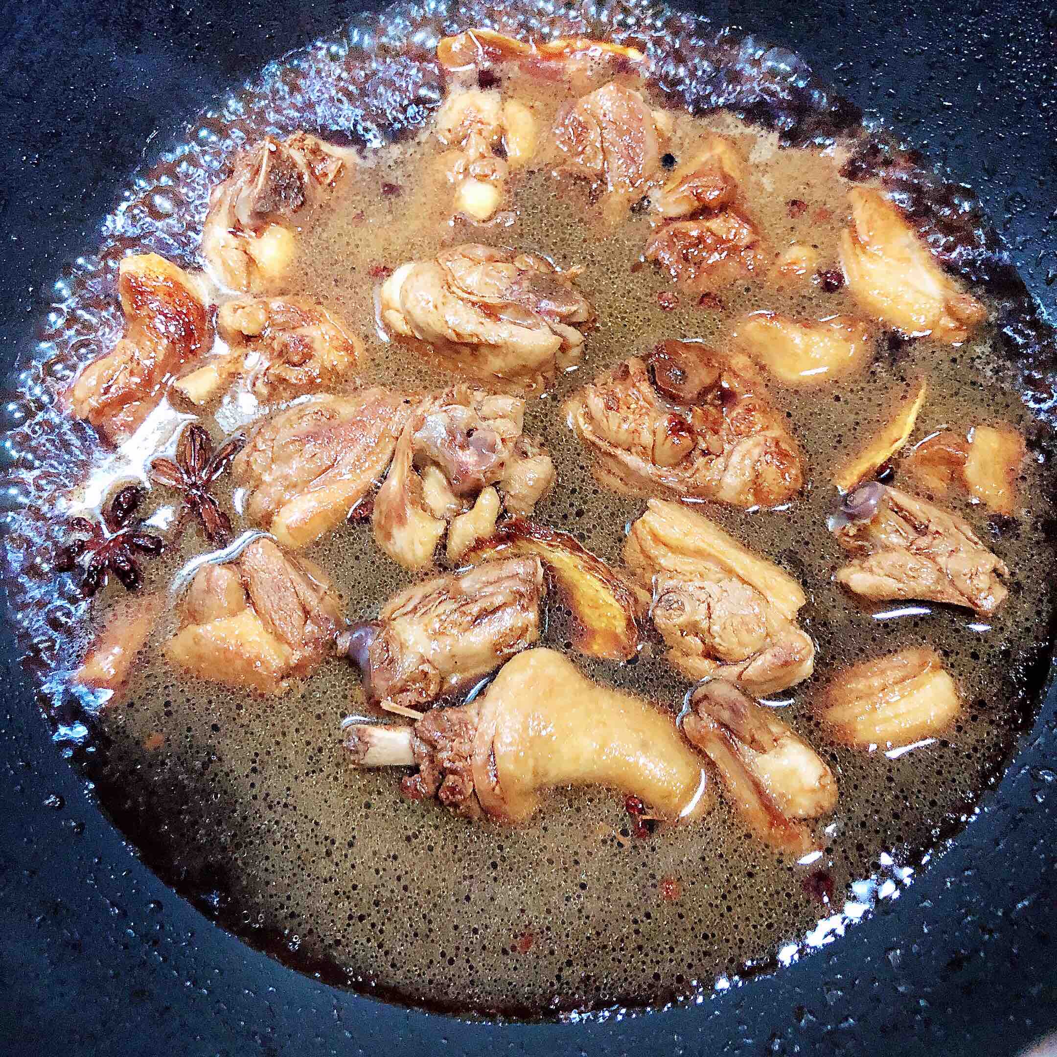 養生姜母鴨（祛暑濕肺燥、氣血雙補）的做法-咸鮮味燉菜譜