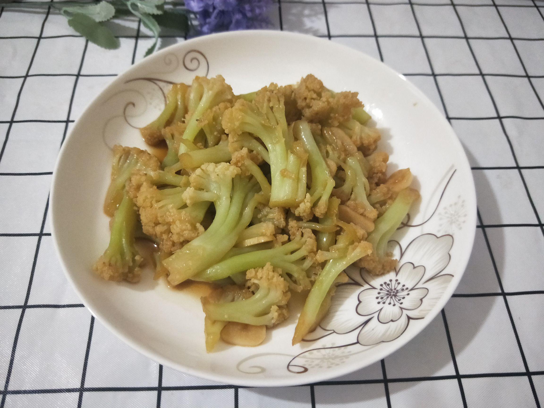 素炒青梗花菜的做法-家常味炒菜譜