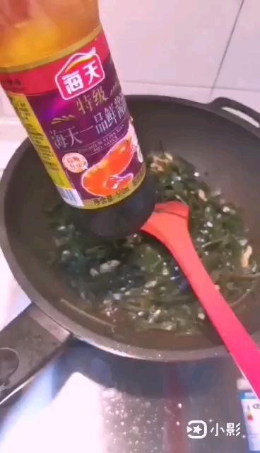 蒜泥海帶絲的做法-家常味炒菜譜